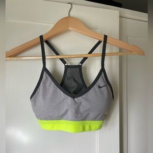 Nike sports bra - S